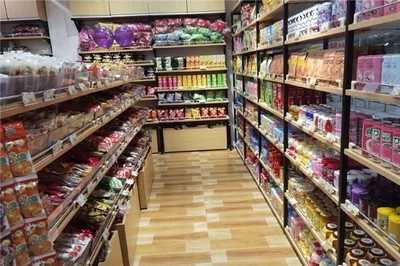 苗家鋪子 融合傳統風味的零食與酒類經營之道