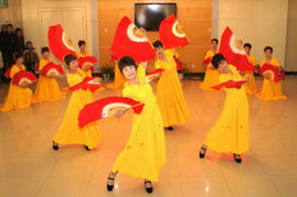 安徽農(nóng)墾社區(qū)迎新春文藝匯報演出在皖墾食品集團舉行 文藝創(chuàng)作與表演的傳承與創(chuàng)新