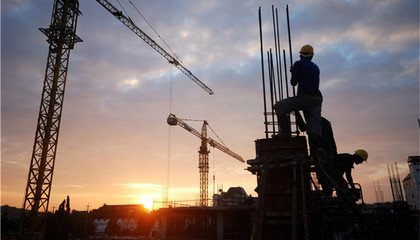 強夯機產品不斷升級 機液一體式強夯機發展前景較好